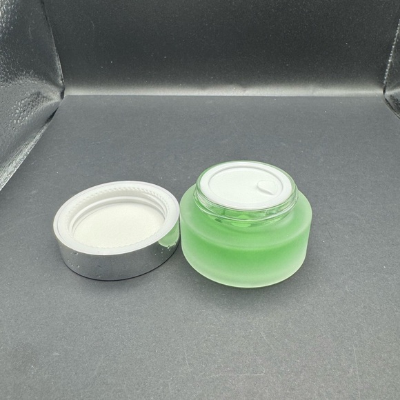 New Revolution XX Hydra Quench Primer Full Size London Brand - Picture 5 of 5